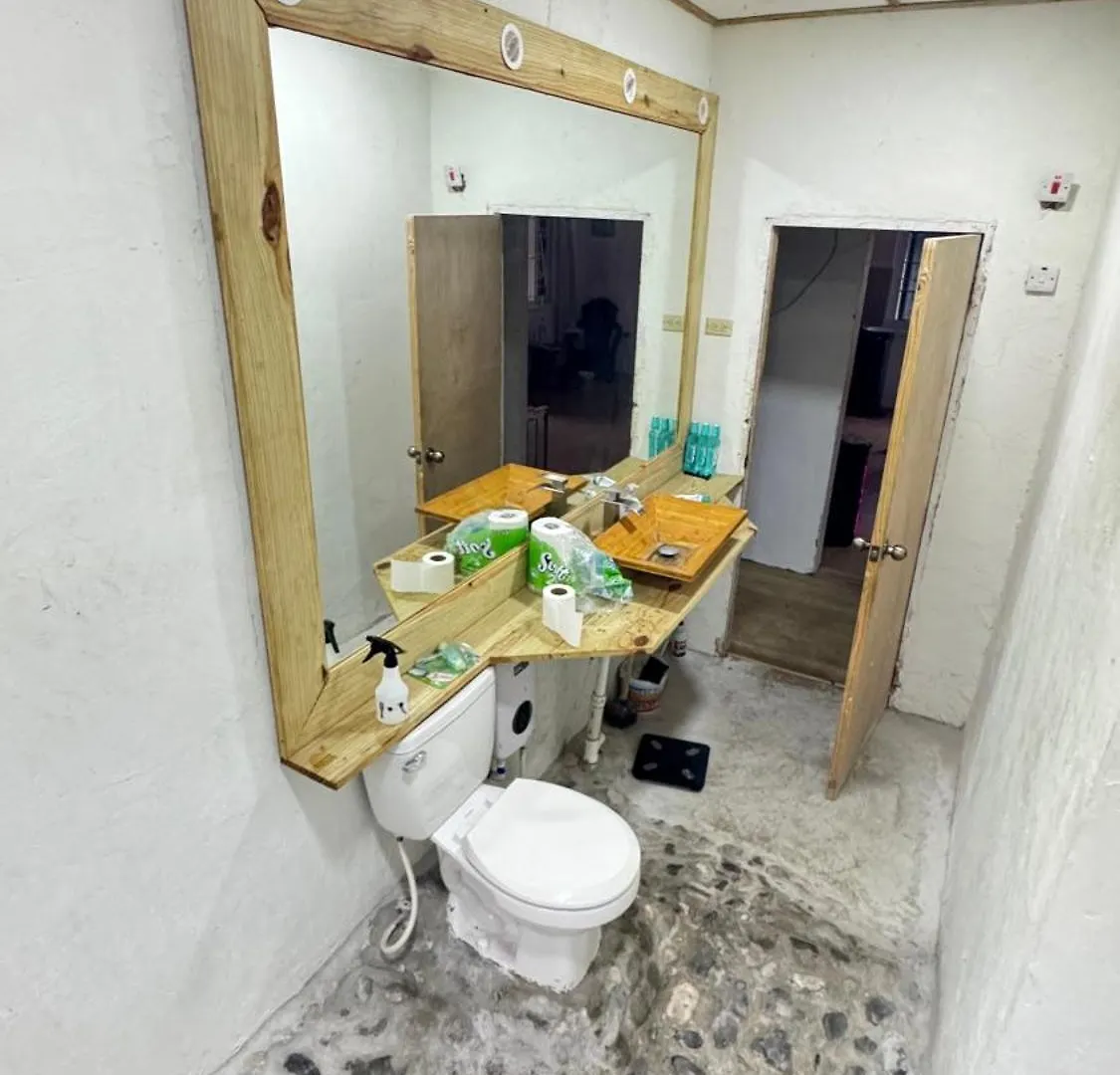 East Palm Estate Hostel Port Antonio 0*,